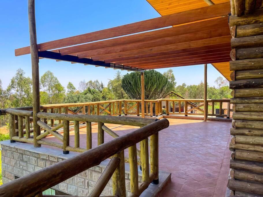 מלון Kirimara Woodlands, נאניוקי מראה חיצוני תמונה